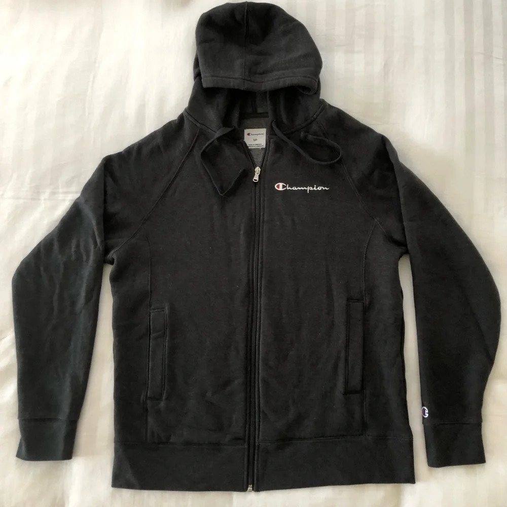 Champion Heavy Hoodie & Beanie Combination. Like new. Size Small. - Picture 3 of 8